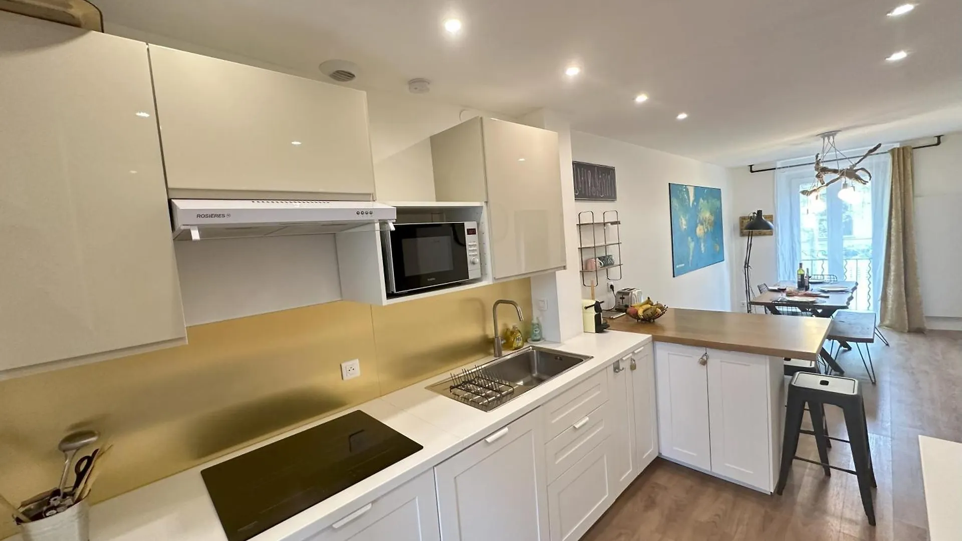 Appartement Elegant Central - Parking Inclus 马诺斯克 0*,  法国