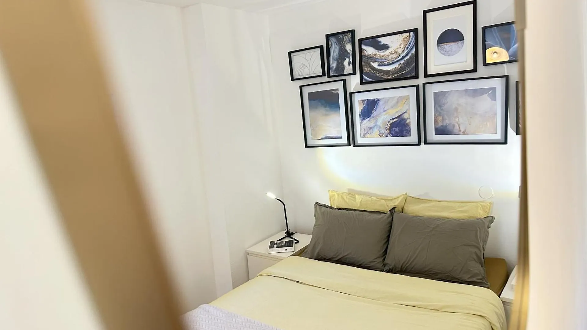 Appartement Elegant Central - Parking Inclus 马诺斯克 公寓